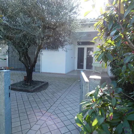 Casa Licanio Бибионе